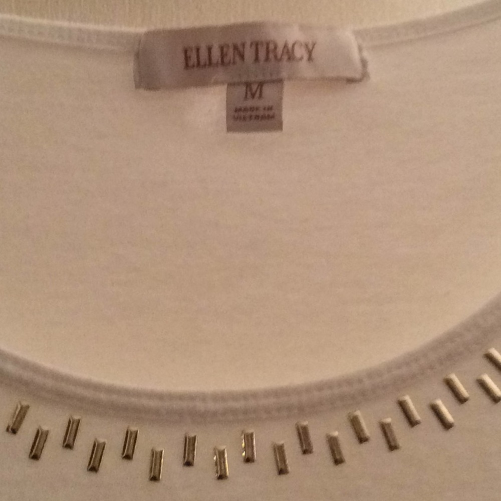 Creamy White Ellen Tracy Top w/gold accents